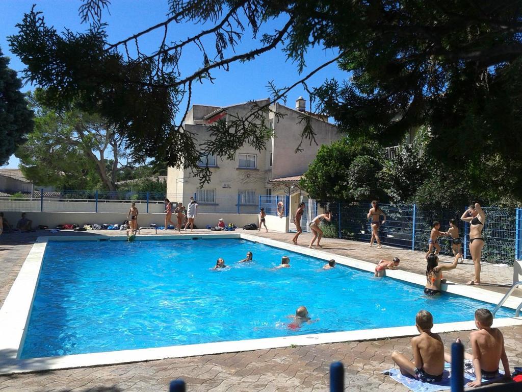 Ymca Villeneuve Les Avignon酒店 外观 照片